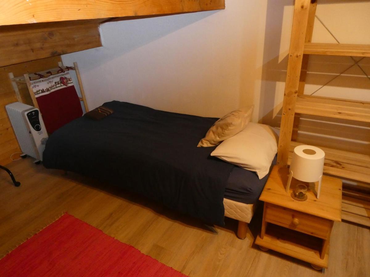 Central Hostel Châtel מראה חיצוני תמונה