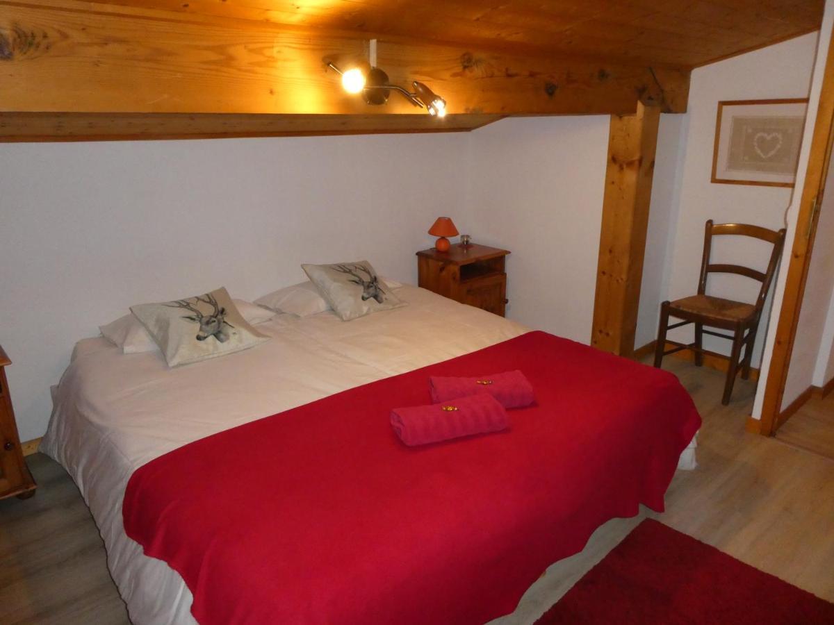 Central Hostel Châtel מראה חיצוני תמונה