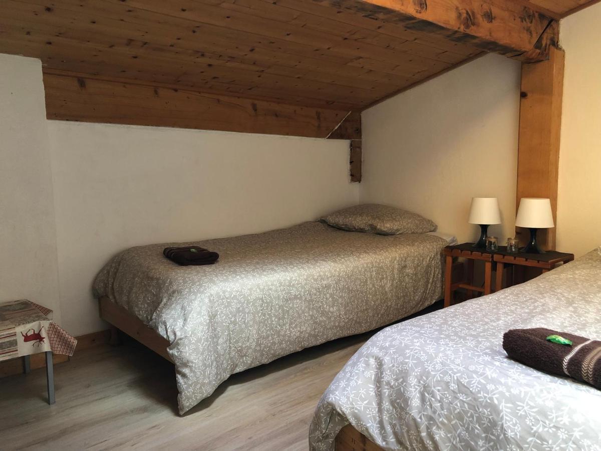 Central Hostel Châtel מראה חיצוני תמונה