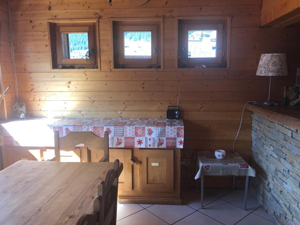 Central Hostel Châtel מראה חיצוני תמונה