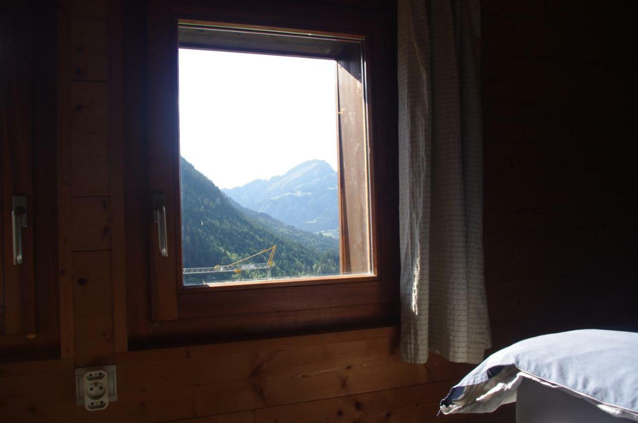 Central Hostel Châtel מראה חיצוני תמונה